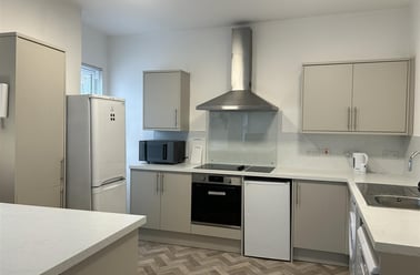 Alfreton Road, Radford, Nottingham - Image 3